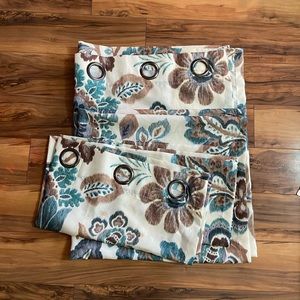 Studio 80” curtains